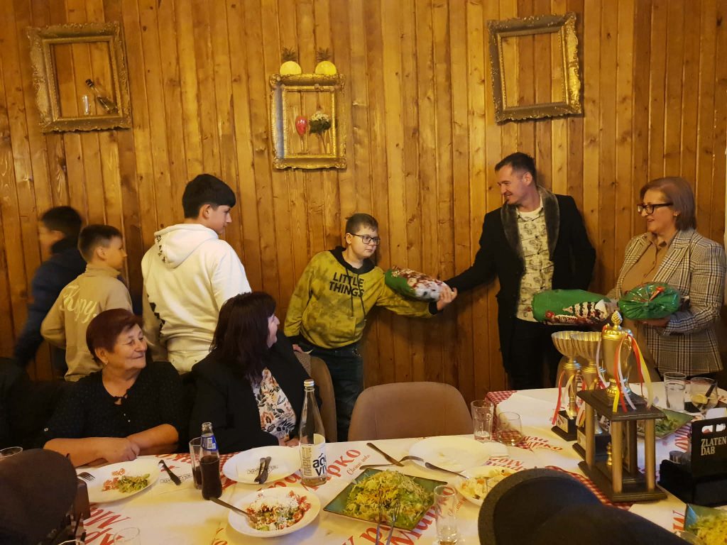 Свечено доделување награди на затвореното шаховско првенство во Македонска Каменица 8 605296100 1313211450834283 5558655993435741713 n 1
