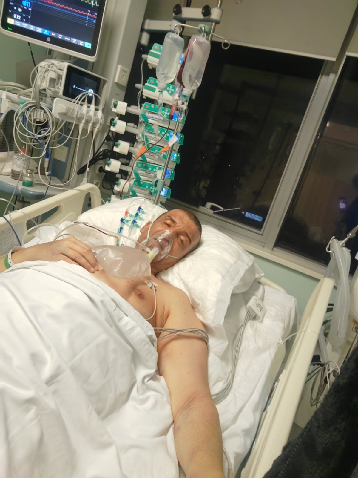 Во оваа тешка борба, да ја поддржиме Цаци и нејзиниот сопруг Мац a870453e-e008-402f-abcf-0411cdb403f9